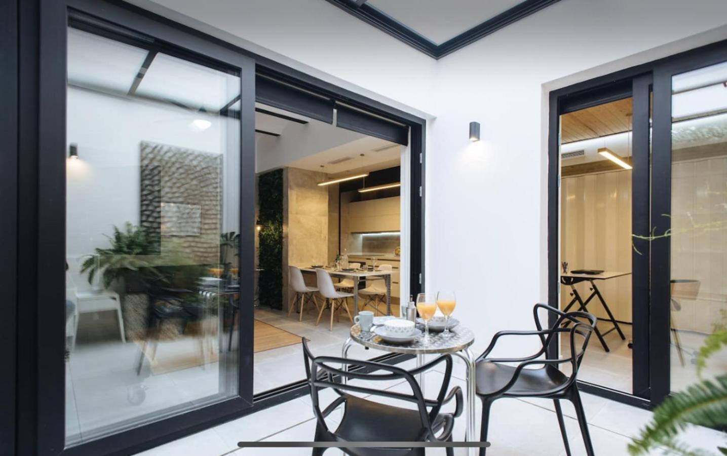 Lujoso loft con piscina&espacio office Sevilla Exterior foto